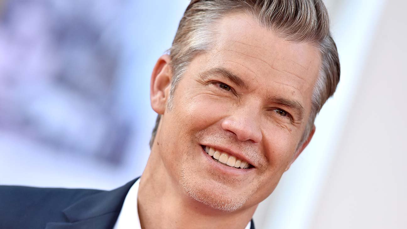 20 grisalhos famosos e gatos: Timothy Olyphant