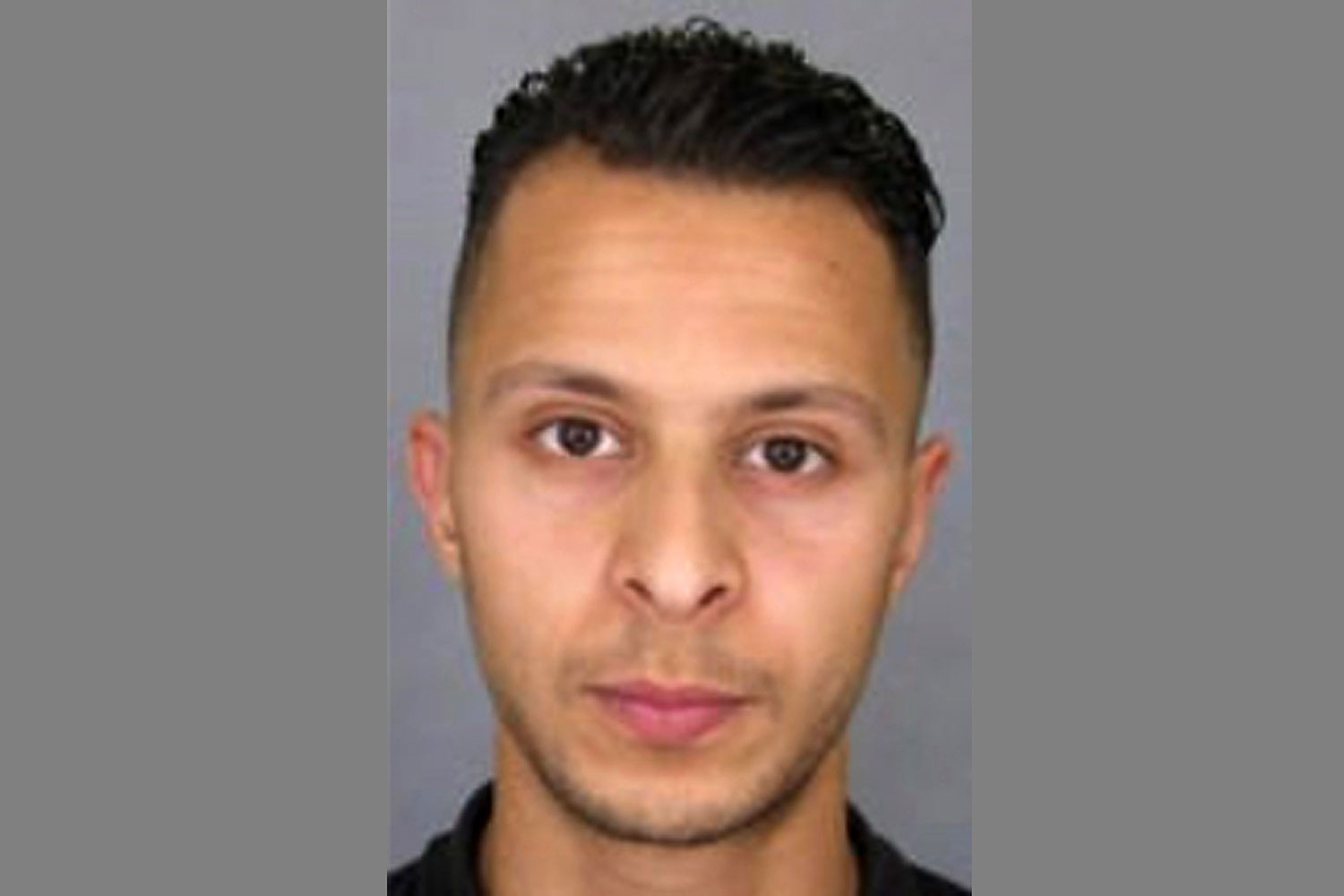 Salah Abdeslam, terrorista, foi visto em bares gays de Bruxelas