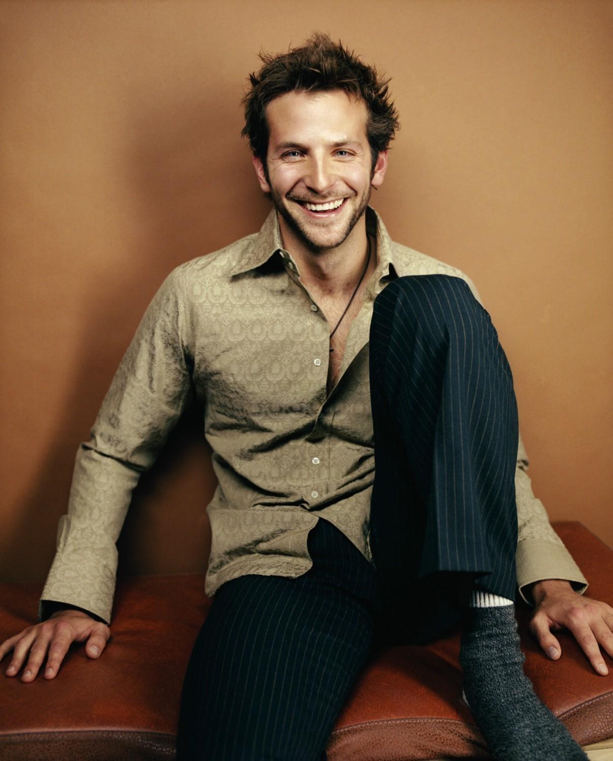 Atores gatos e sexy: Bradley Cooper completa 41 anos